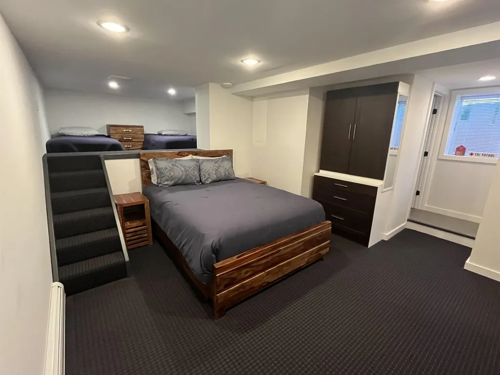 903 Old County Road Cavendish VT 05142