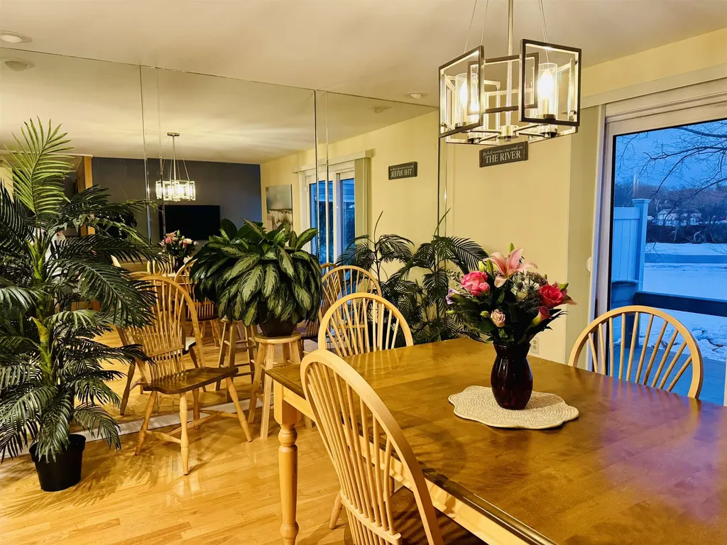 58 Walden Pond Drive Nashua NH 03064