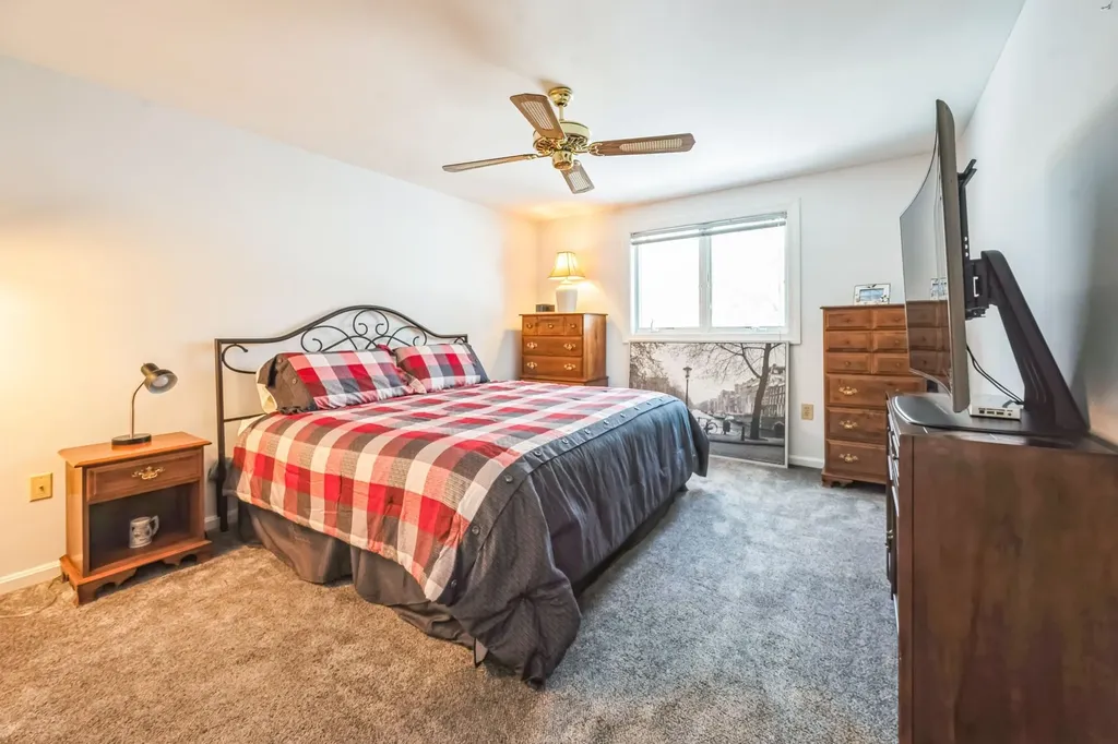 58 Walden Pond Drive Nashua NH 03064