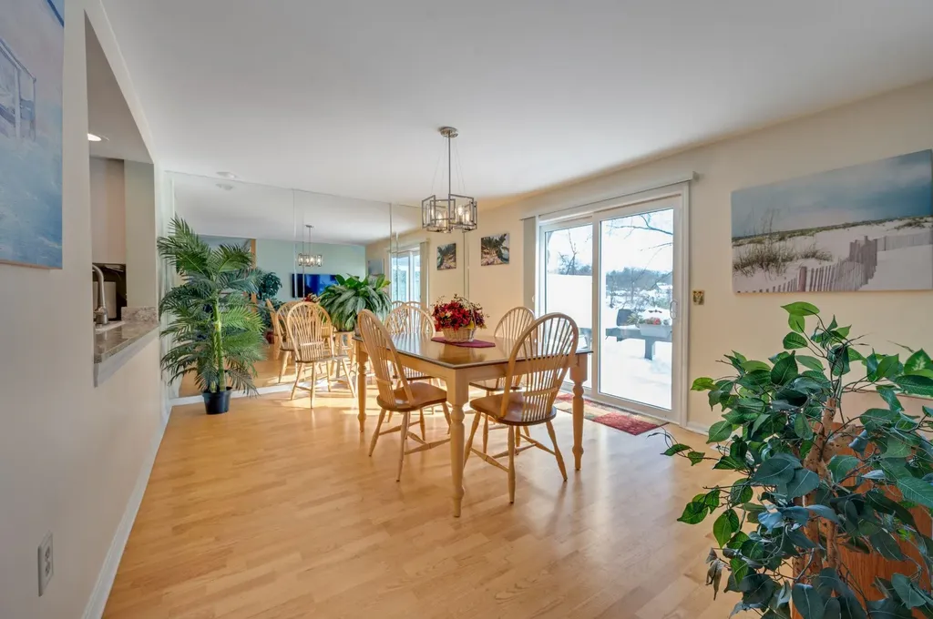 58 Walden Pond Drive Nashua NH 03064