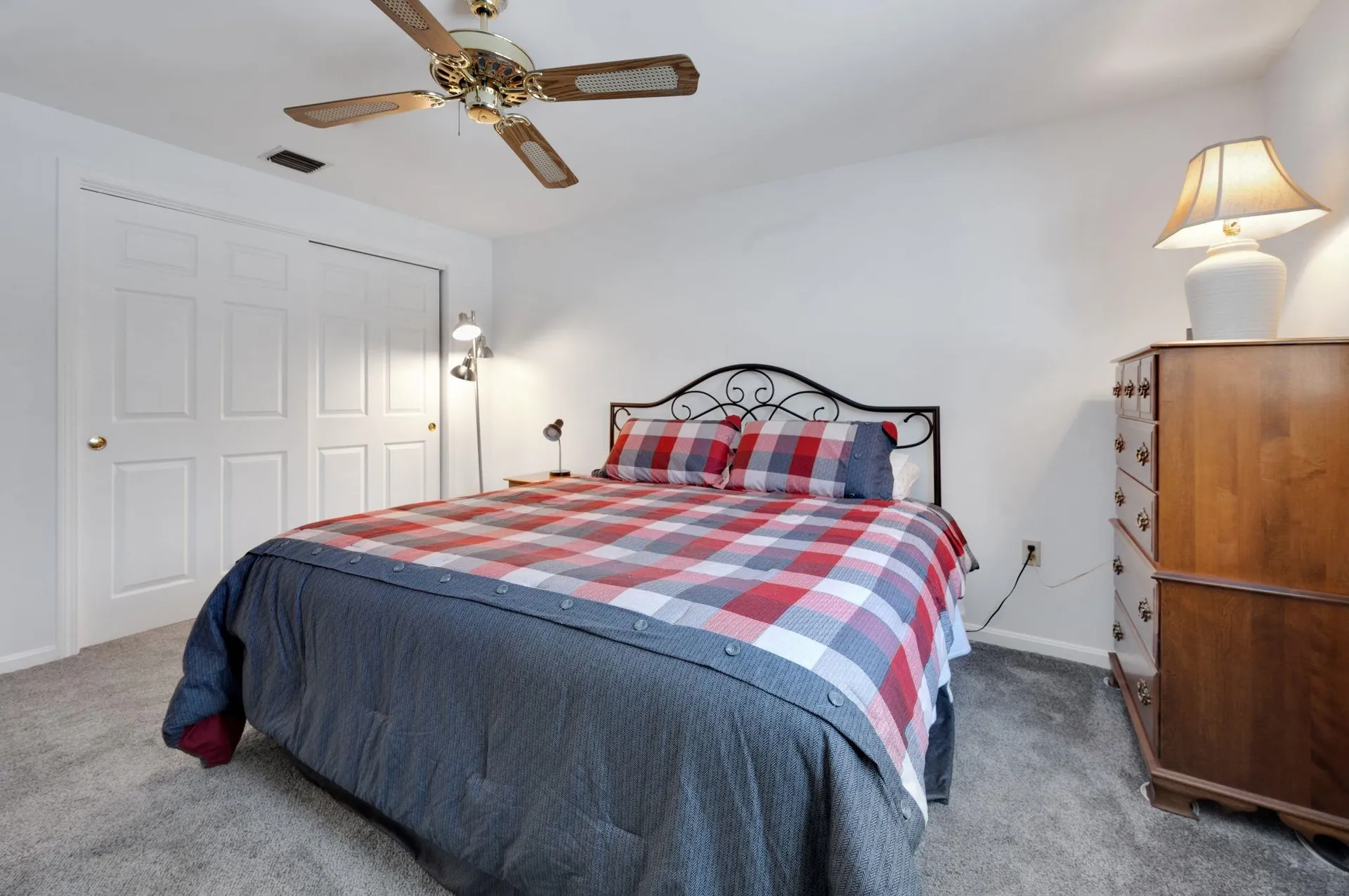 58 Walden Pond Drive Nashua NH 03064