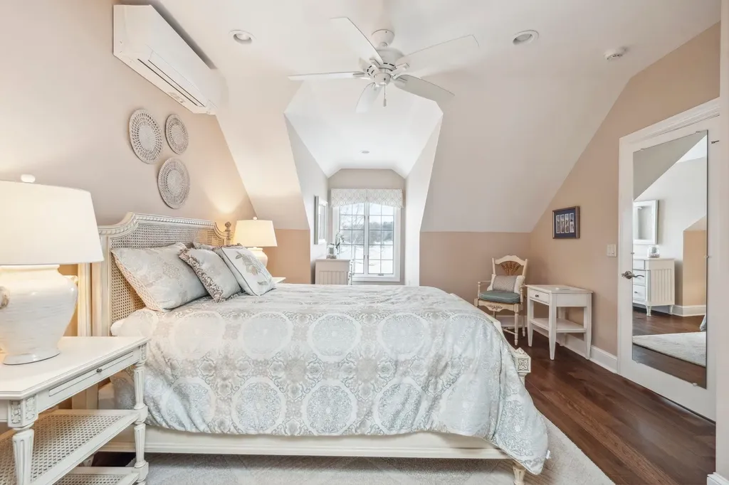 19 Grouse Hollow Road Meredith NH 03253