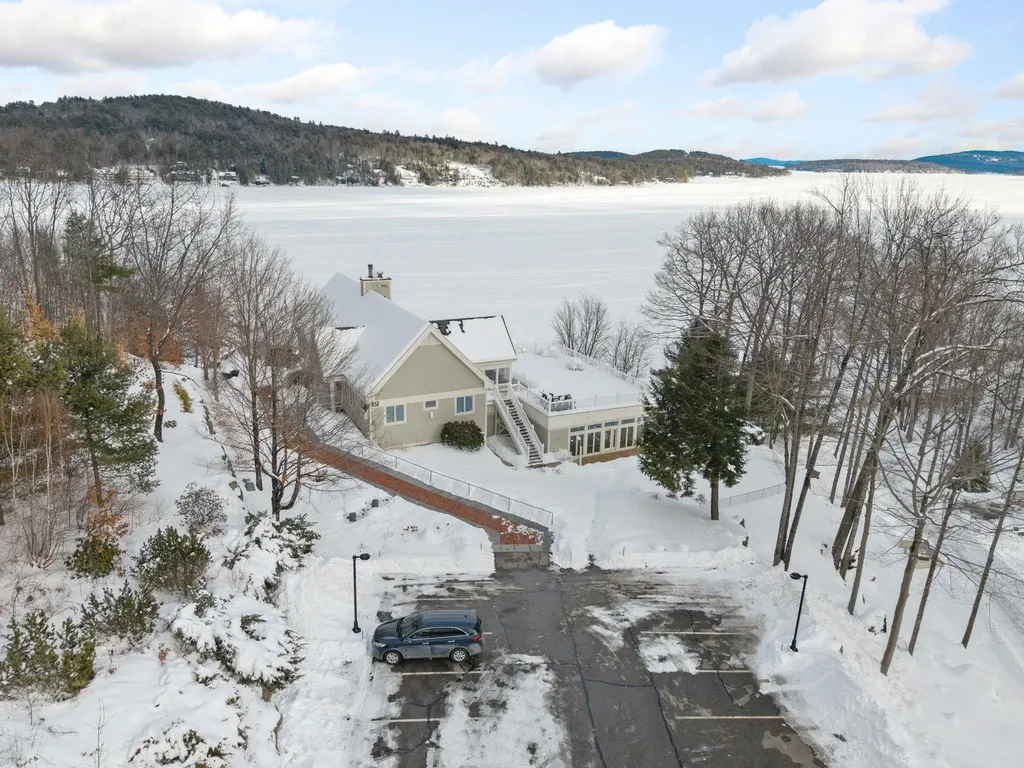 19 Grouse Hollow Road Meredith NH 03253