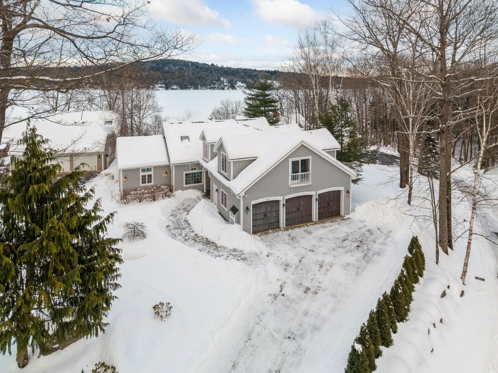 19 Grouse Hollow Road Meredith NH 03253