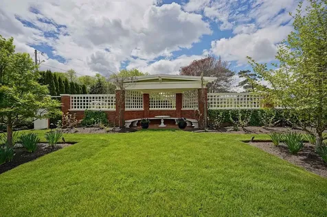 34 Willow Avenue North Hampton NH 03862