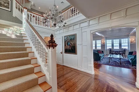34 Willow Avenue North Hampton NH 03862