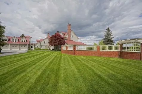 34 Willow Avenue North Hampton NH 03862