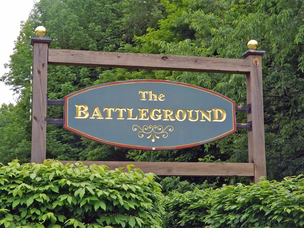 4604 Battleground Road Fayston VT 05673