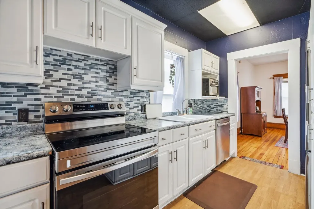 43 River Street Windsor VT 05089