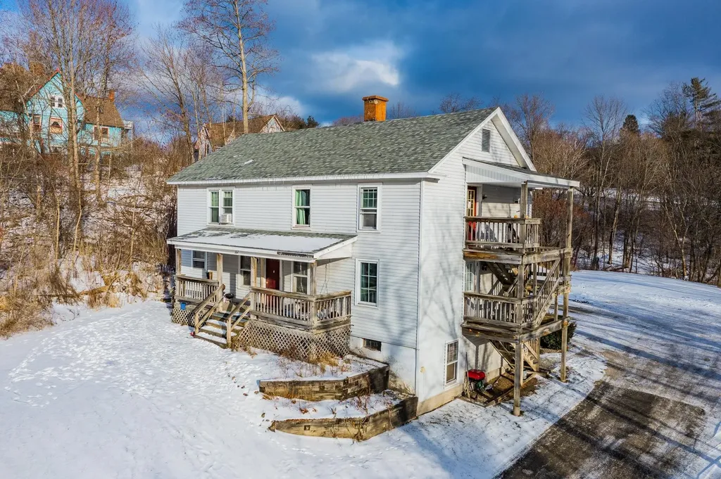 162 Highland Avenue Manchester VT 05255