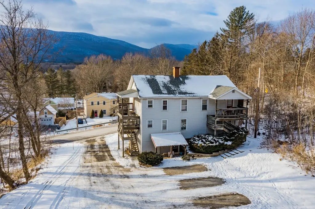 162 Highland Avenue Manchester VT 05255