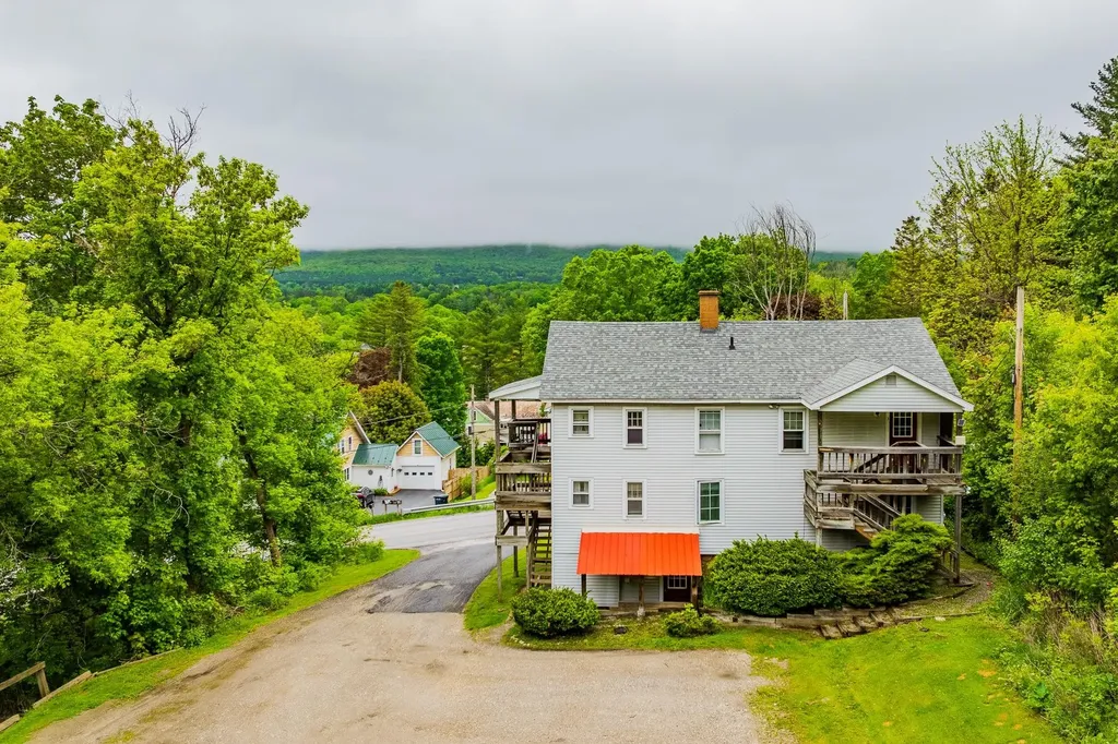 162 Highland Avenue Manchester VT 05255
