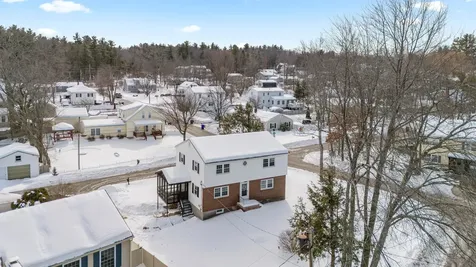 21 Duclos Street Goffstown NH 03045