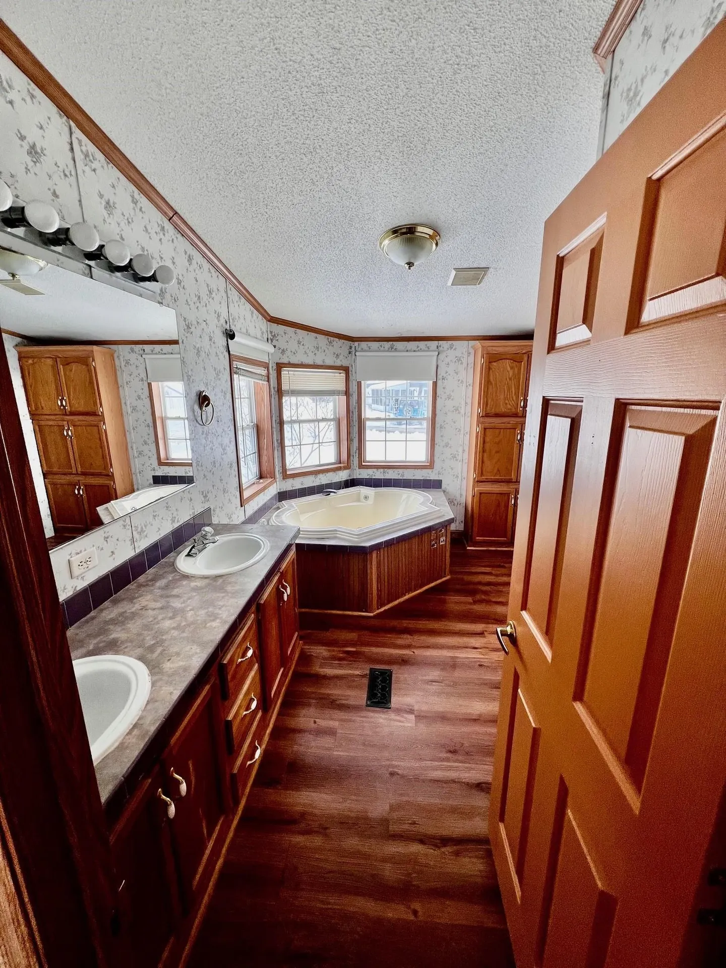 5 Connor Court Winchester NH 03470