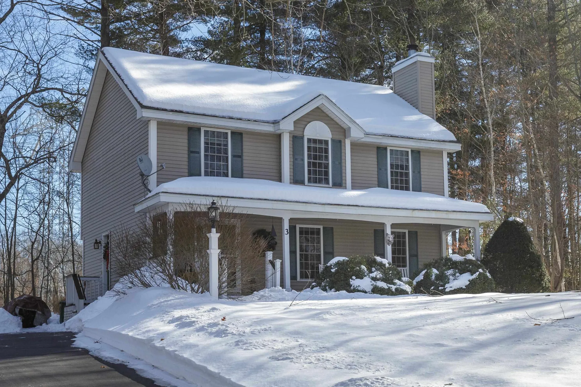 3 Lund Street Litchfield NH 03052