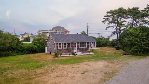 20 Ocean Boulevard North Hampton NH 03842
