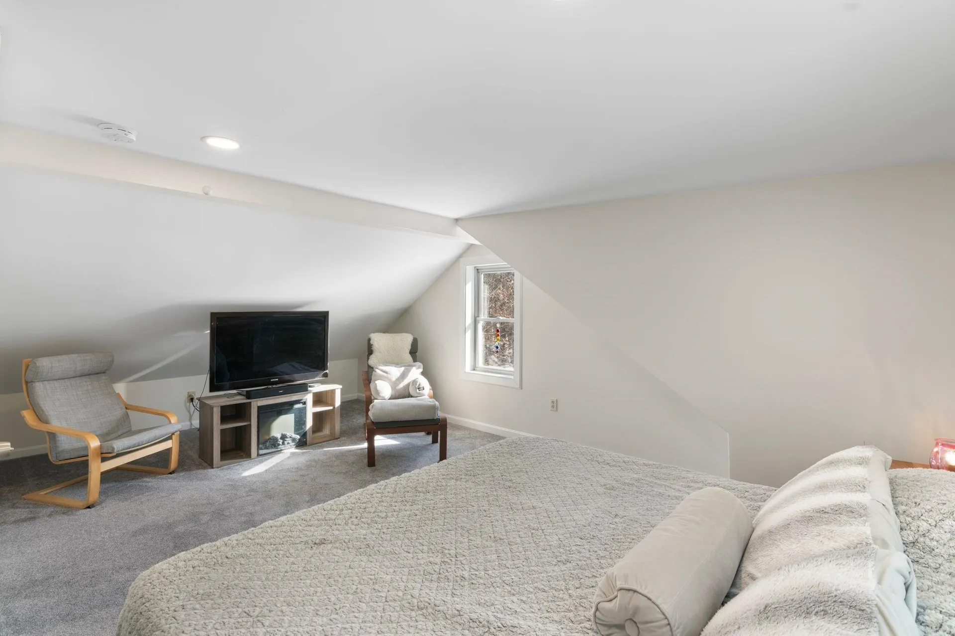 16 Morts Road Chesterfield NH 03462