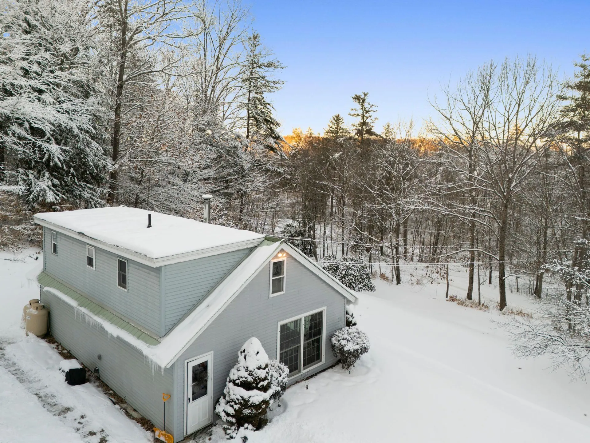 16 Morts Road Chesterfield NH 03462