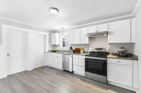 58 Lawrence Road Derry NH 03038