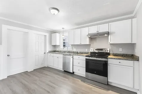 58 Lawrence Road Derry NH 03038