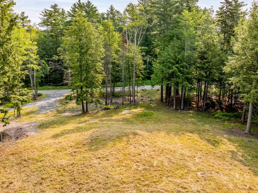 Edgemont Road Sunapee NH 03782