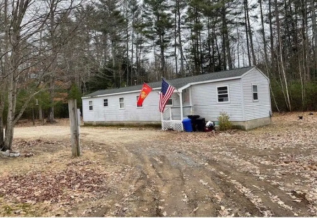 232 Currier Road Andover NH 03216