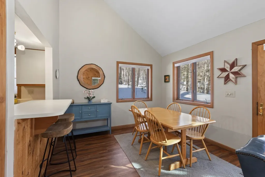 7 Armsby Circle Campton NH 03223