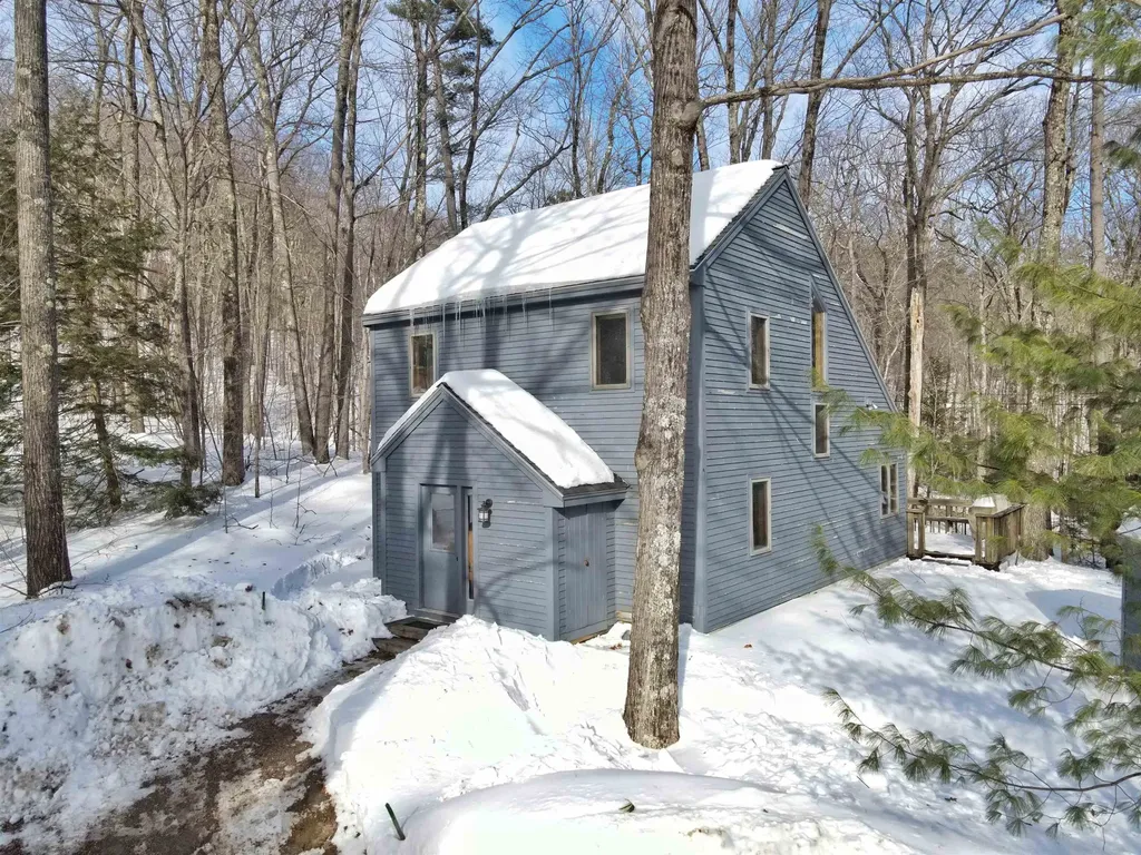 7 Armsby Circle Campton NH 03223