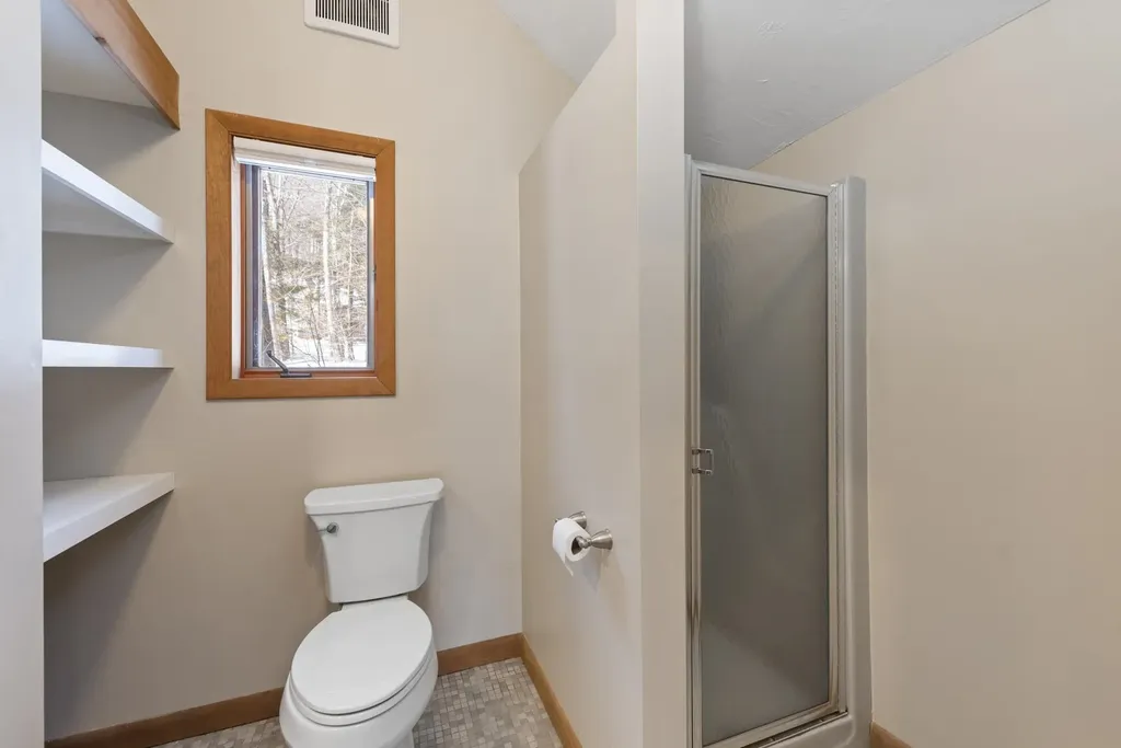 7 Armsby Circle Campton NH 03223