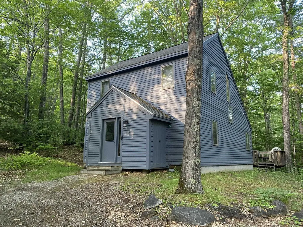 7 Armsby Circle Campton NH 03223