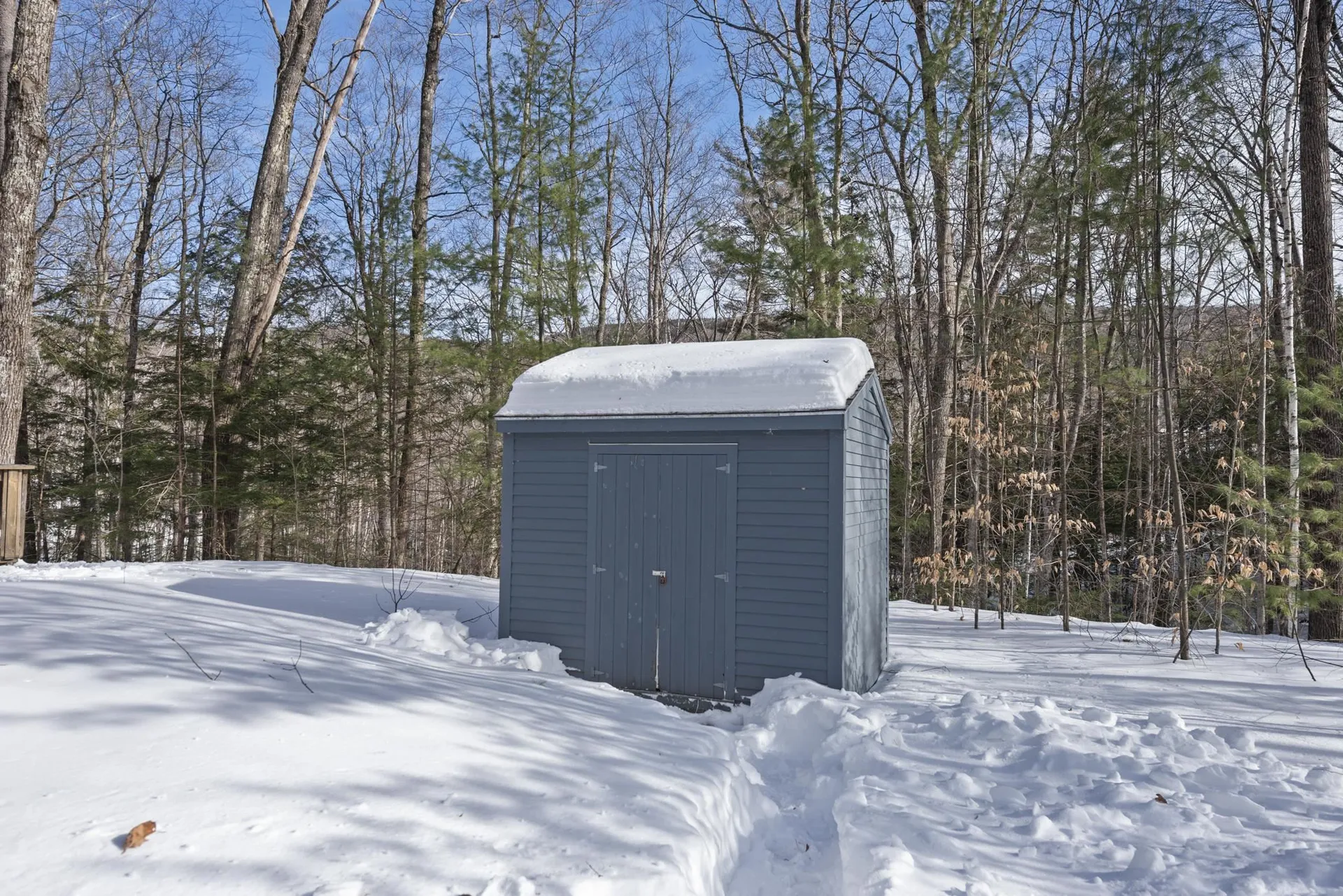 7 Armsby Circle Campton NH 03223