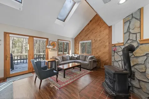 7 Armsby Circle Campton NH 03223