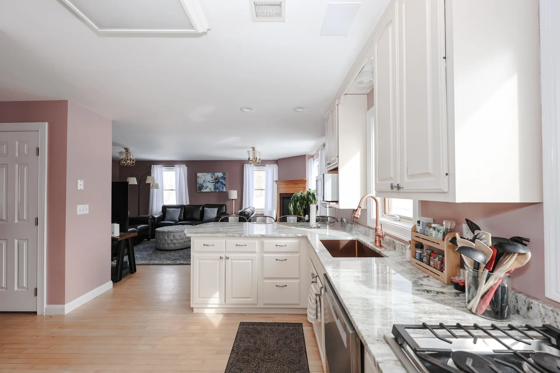 24 Nolls Farm Road Auburn NH 03032