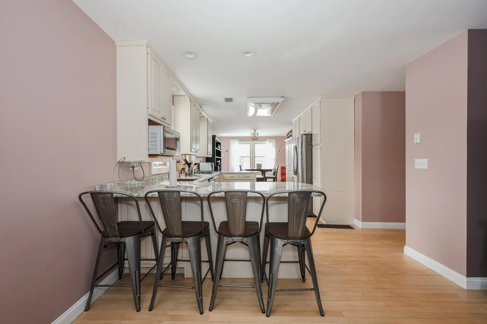 24 Nolls Farm Road Auburn NH 03032