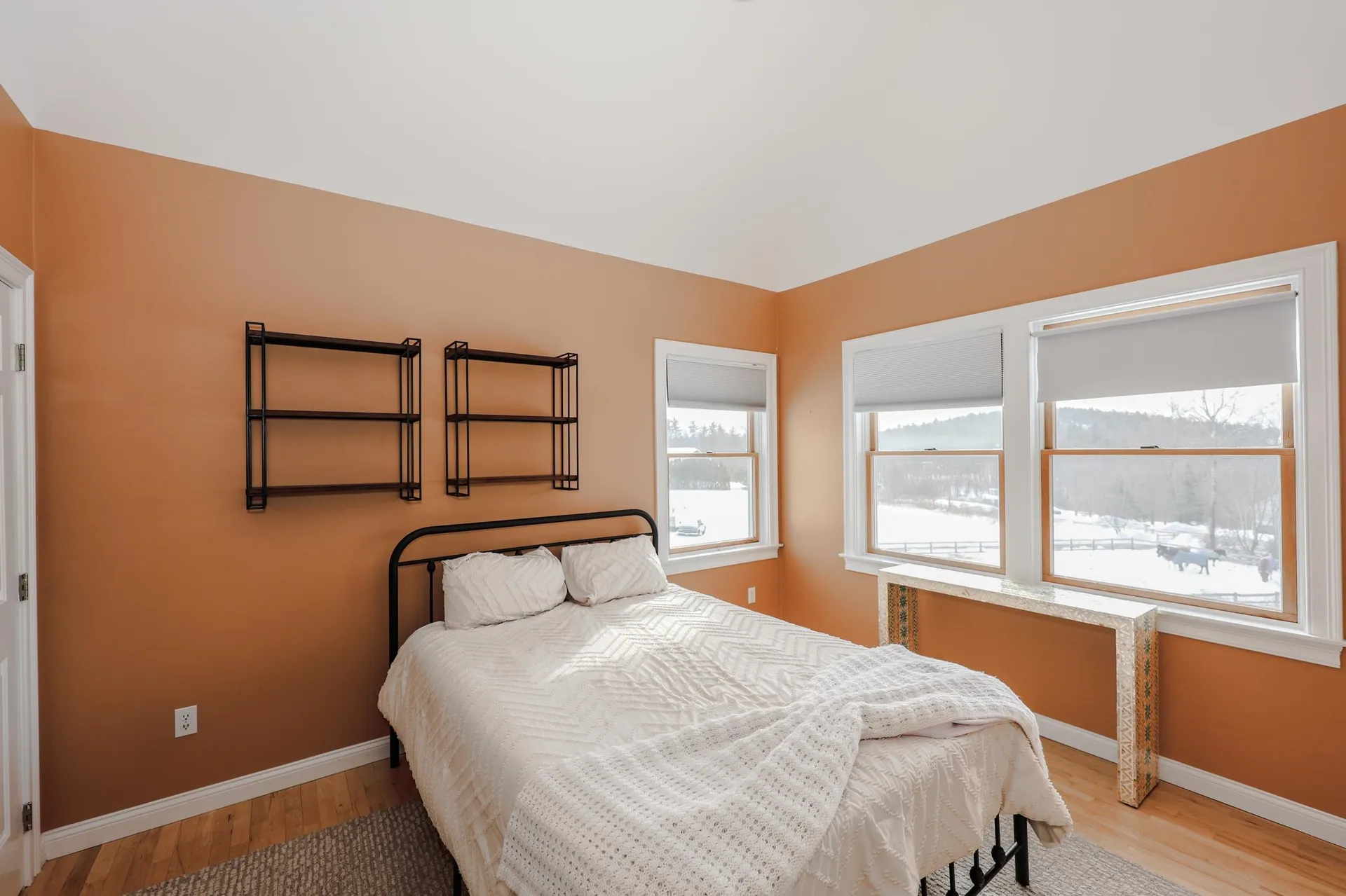 24 Nolls Farm Road Auburn NH 03032