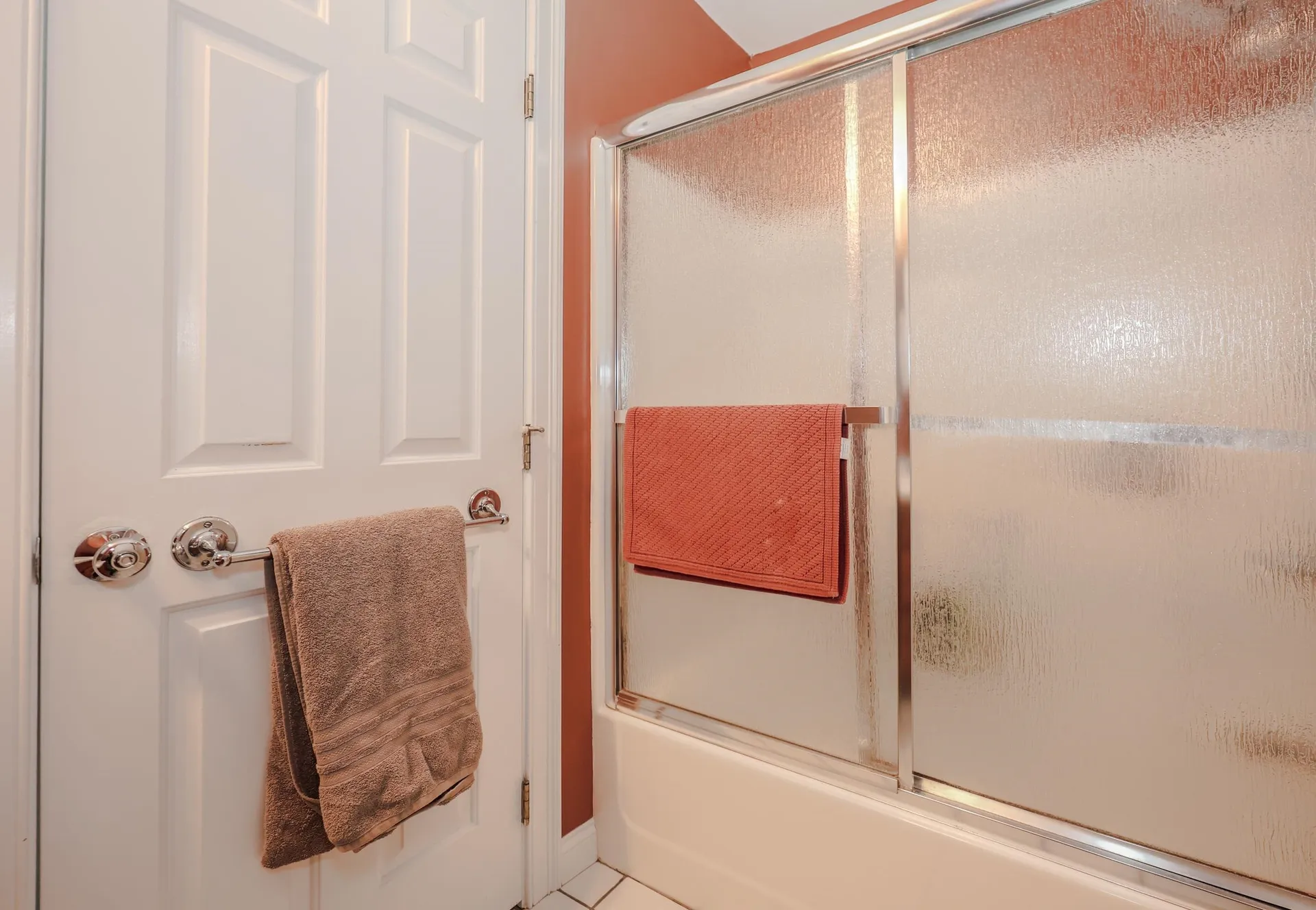 24 Nolls Farm Road Auburn NH 03032