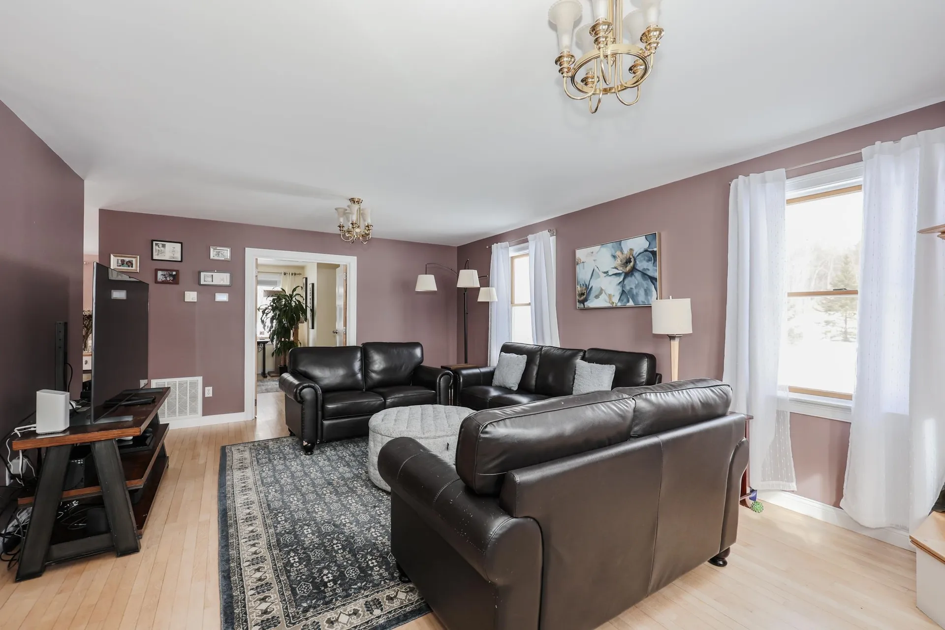 24 Nolls Farm Road Auburn NH 03032