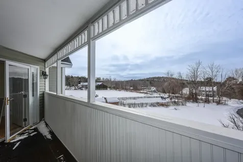 24 Nolls Farm Road Auburn NH 03032