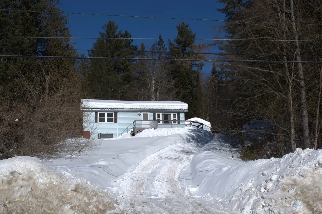 792 Us Route 5 Sutton VT 05867