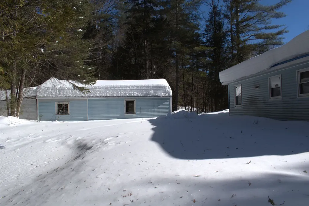 792 Us Route 5 Sutton VT 05867