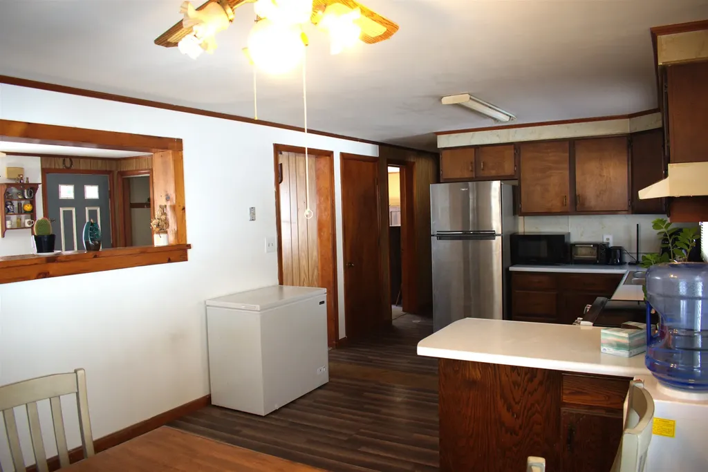 792 Us Route 5 Sutton VT 05867