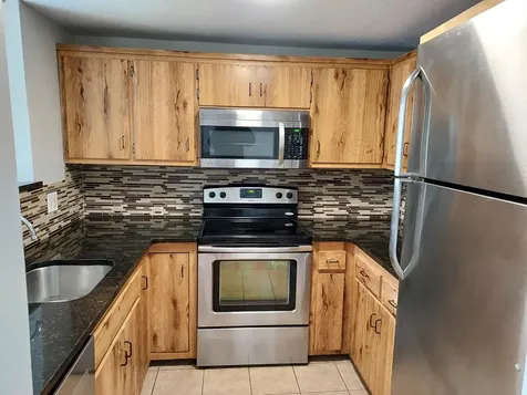 1 Kingston Court Merrimack NH 03054
