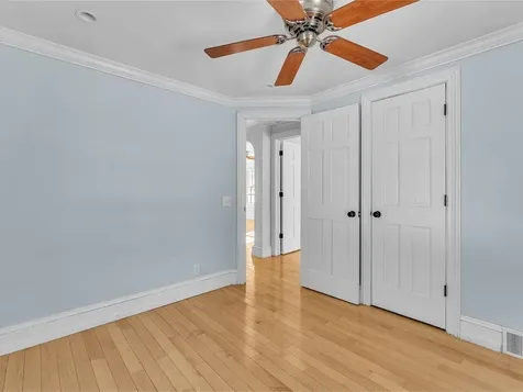 16 Beacon Street South Burlington VT 05403