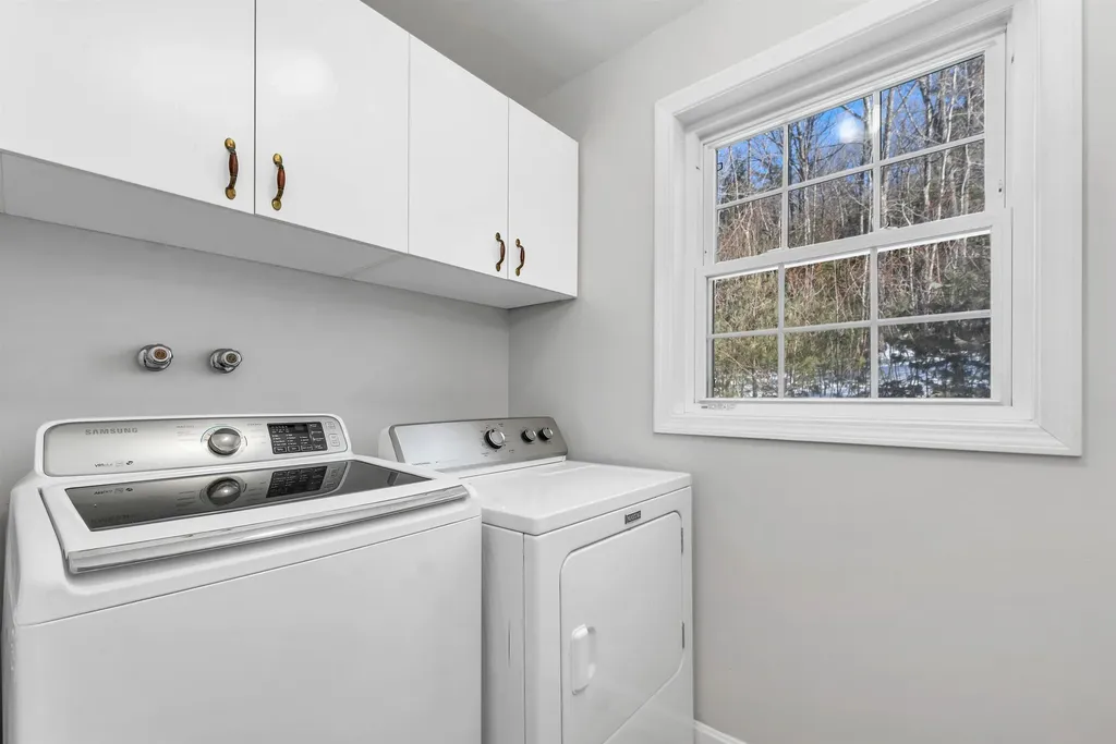 826 Cherry Valley Road Gilford NH 03249