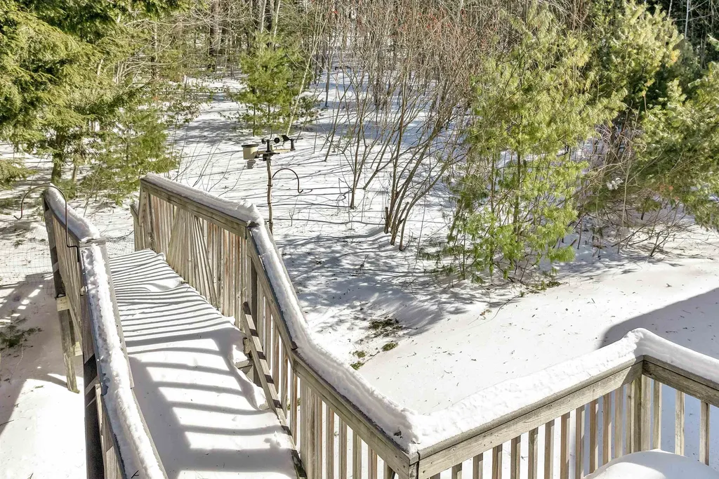 826 Cherry Valley Road Gilford NH 03249