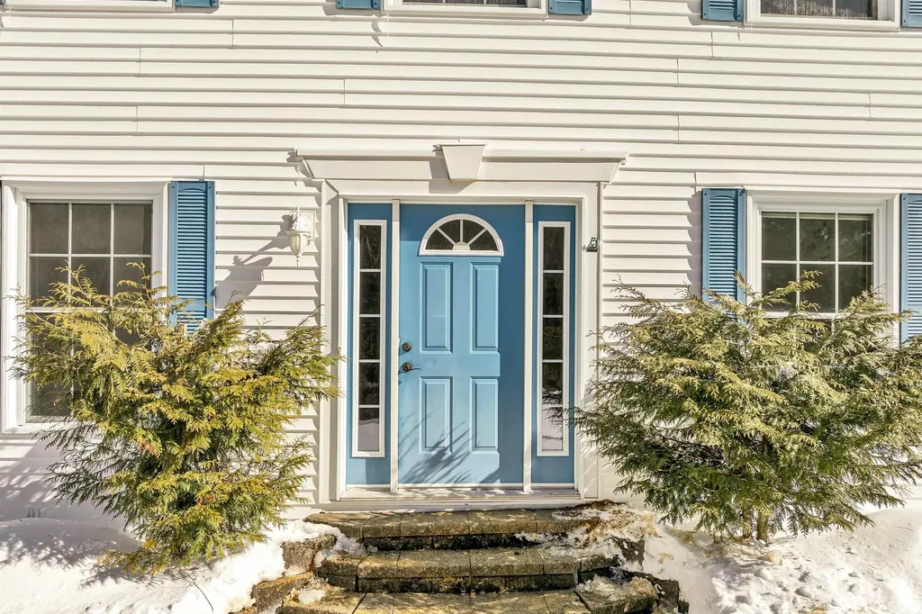 826 Cherry Valley Road Gilford NH 03249