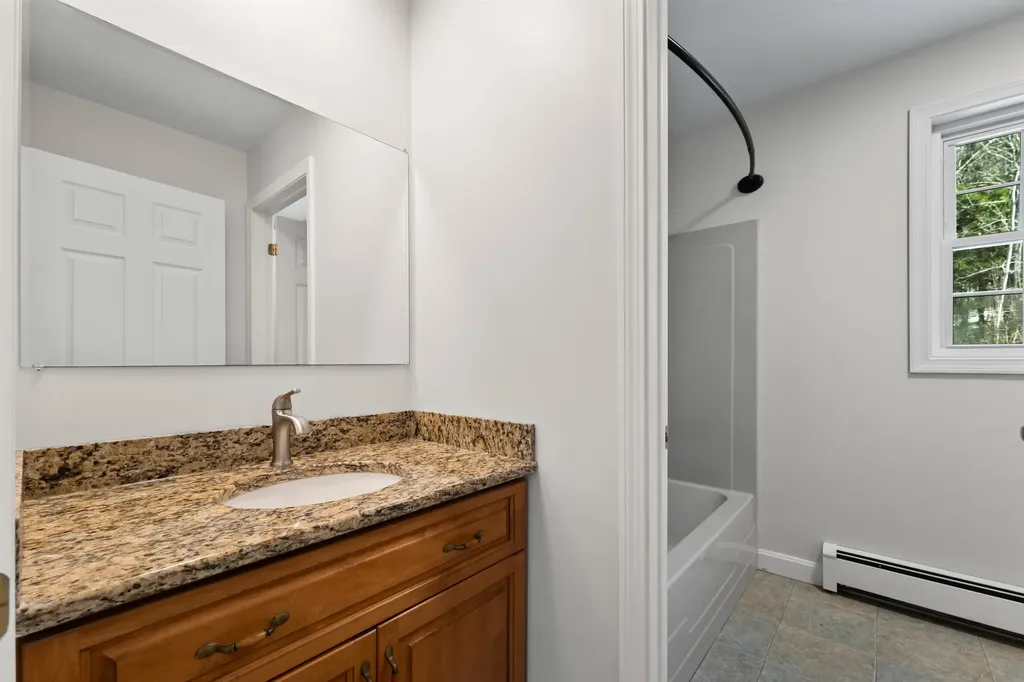 826 Cherry Valley Road Gilford NH 03249