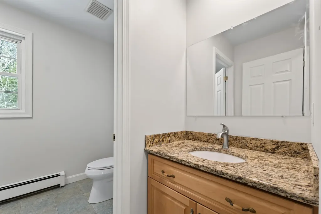 826 Cherry Valley Road Gilford NH 03249