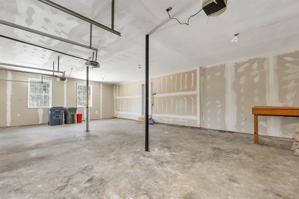 826 Cherry Valley Road Gilford NH 03249