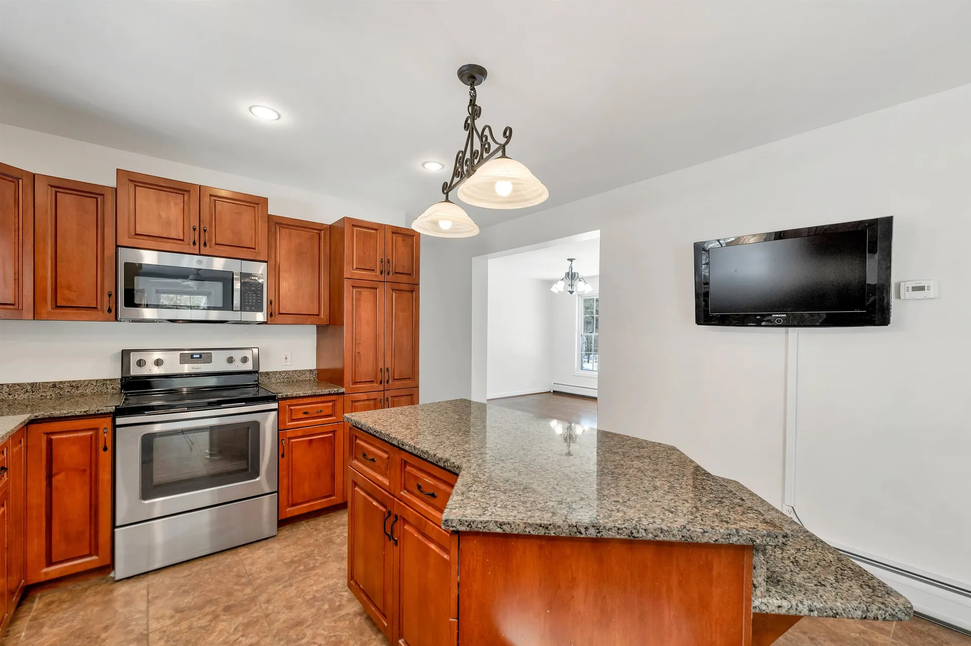 826 Cherry Valley Road Gilford NH 03249